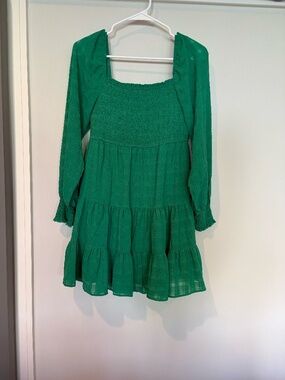 Long sleeve green dress